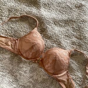 Victoria Secret - Lace Bra (Beige)